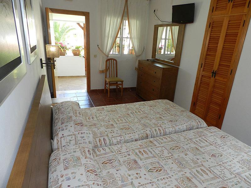 Hostal Las Acacias Los Caños de Meca Kültér fotó